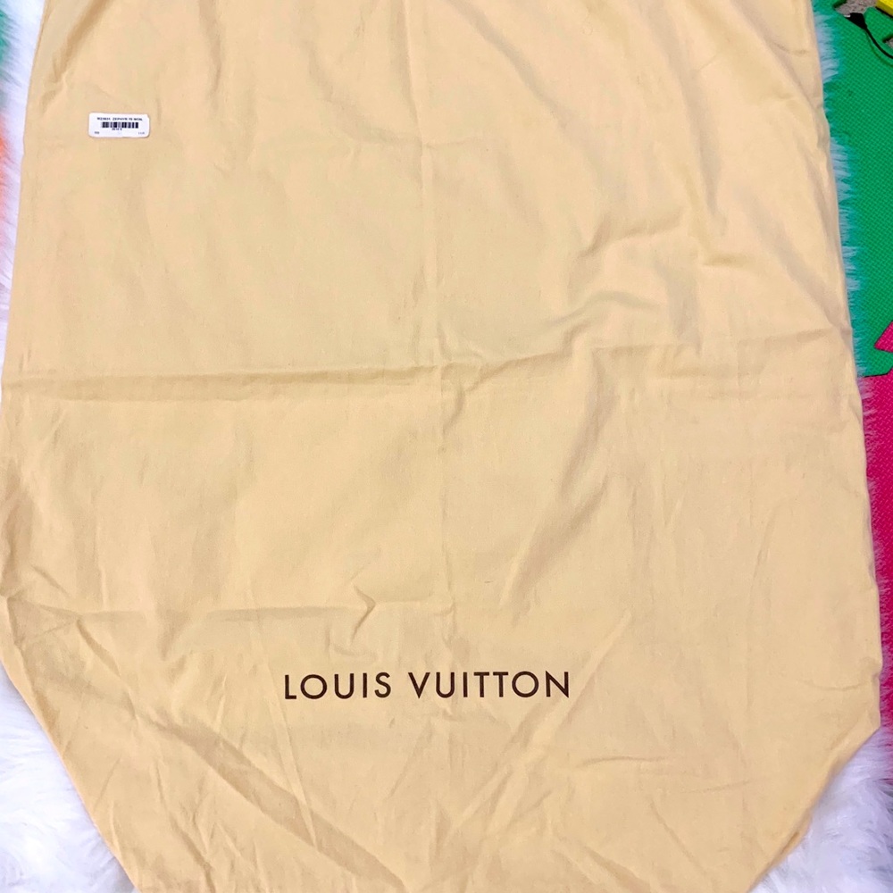 ❌Sold❌  Authentic Louis Vuitton Dust Bag for Suitcase